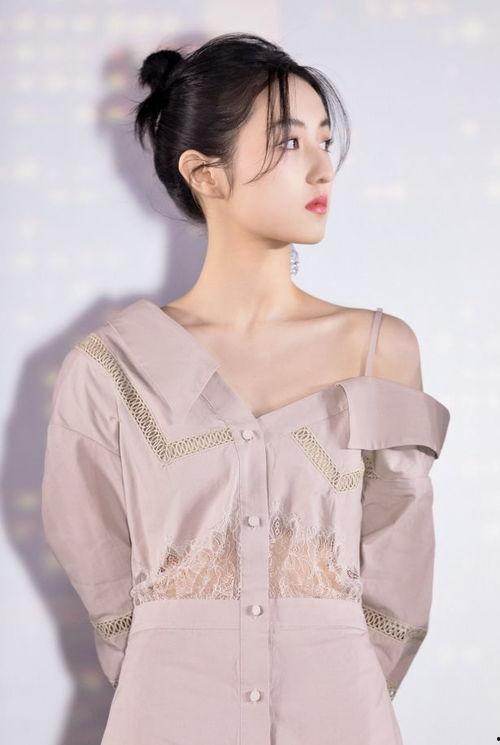 爆料娱乐圈张子枫是谁啊,爆料背后的星途历程