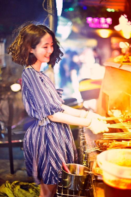 爆料烧烤西施视频在线看,独家视频带你一睹芳华